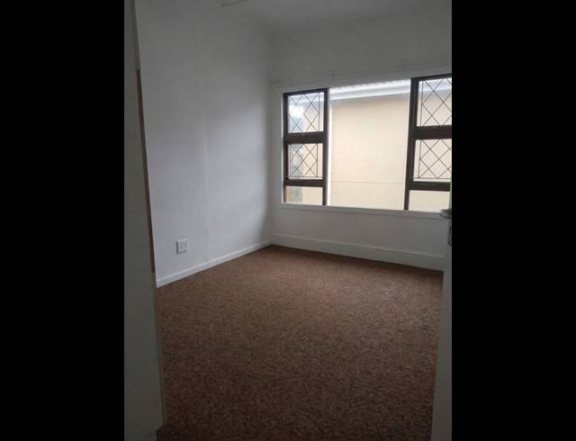 5 BEDROOM FREESTANDING FOR SALE IN QUIGNEY